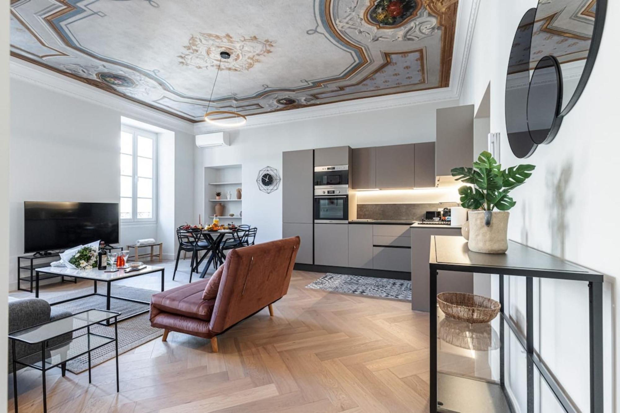 Philibert - Traditional Apart With Historical Fresco Nice Dış mekan fotoğraf