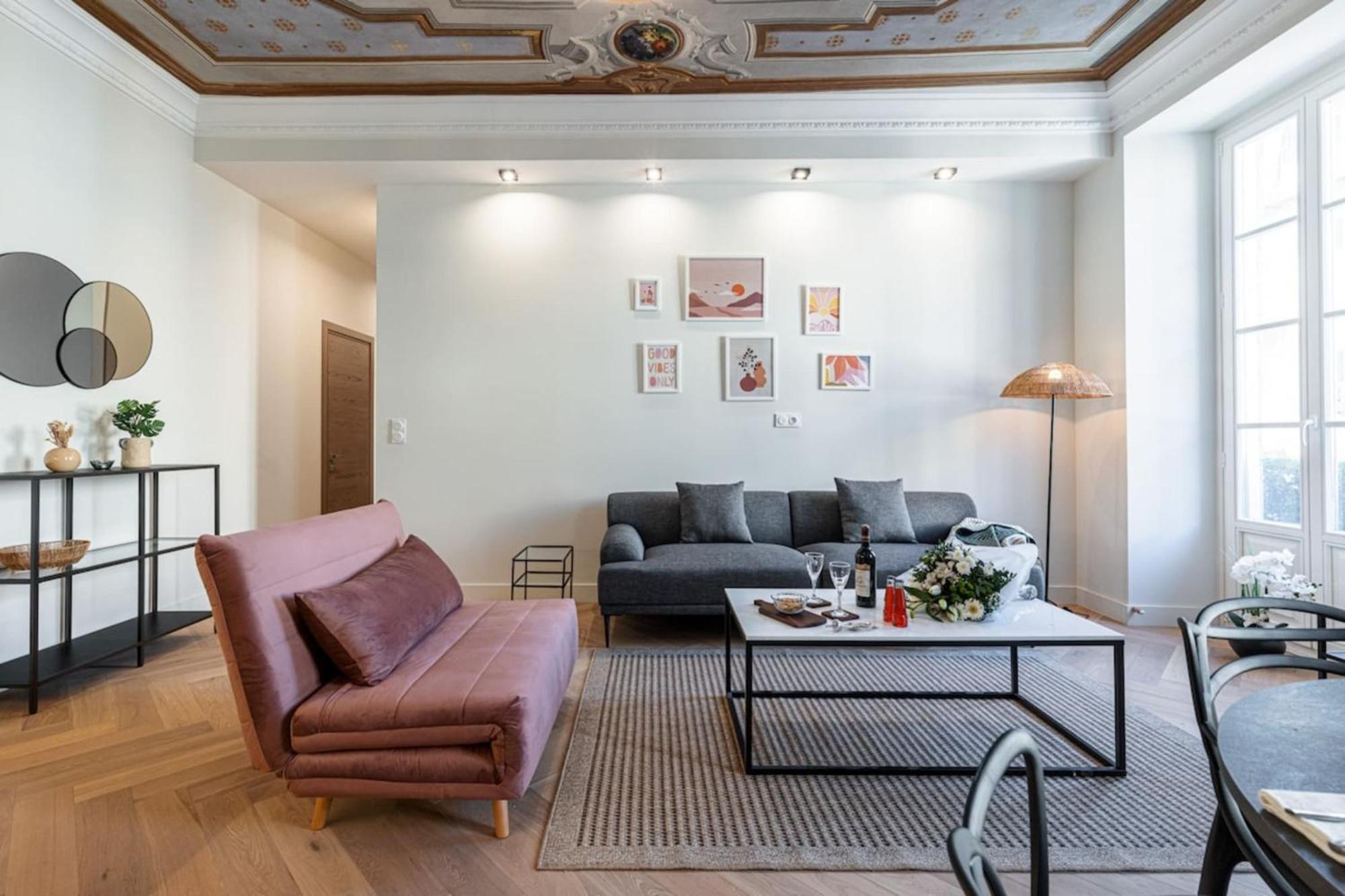 Philibert - Traditional Apart With Historical Fresco Nice Dış mekan fotoğraf