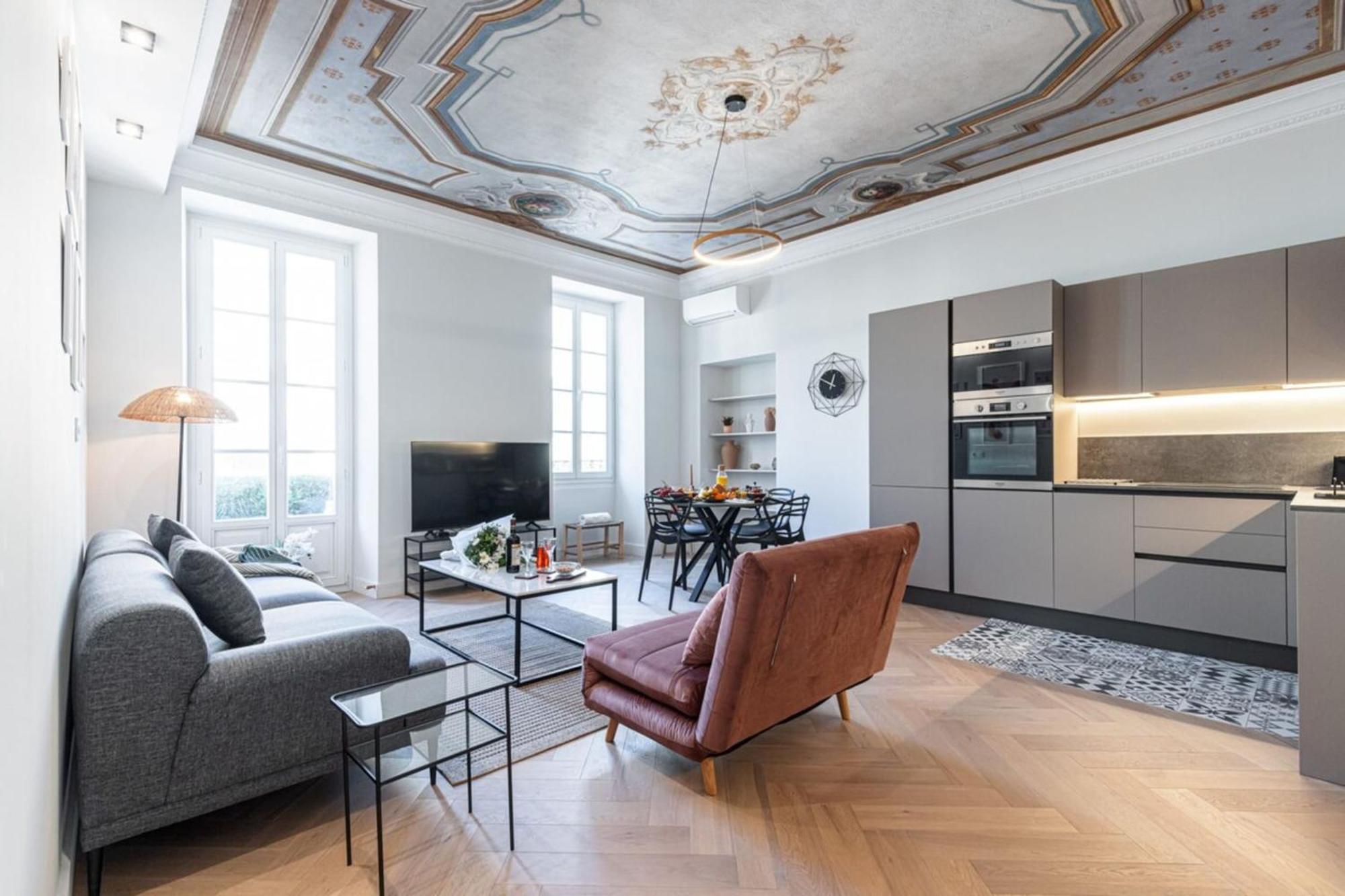 Philibert - Traditional Apart With Historical Fresco Nice Dış mekan fotoğraf